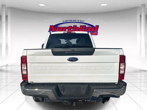 Used 2022 Ford F250 XLT w/ FX4 Off-Road Package AWD/4WD image 4