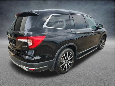 Used 2021 Honda Pilot Touring image 8