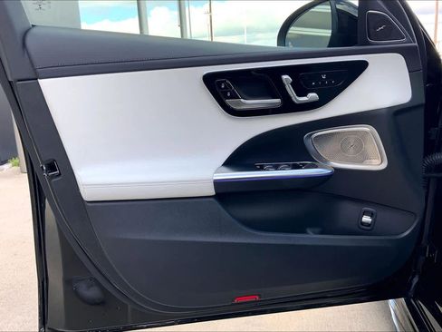 Certified 2022 Mercedes-Benz C 300 Sedan image 19