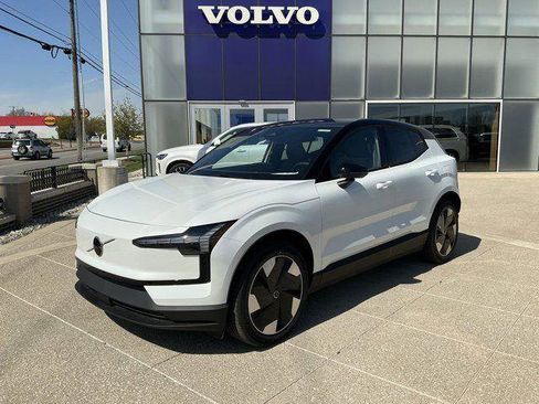 New 2026 Volvo EX30 Plus w/ Climate Package AWD/4WD image 2
