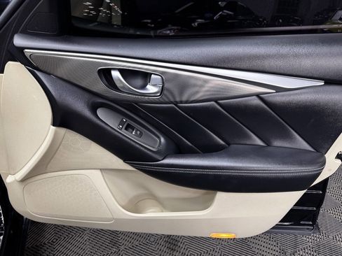 Used 2017 INFINITI Q50 Signature Edition w/ Cargo Package (L95) image 56