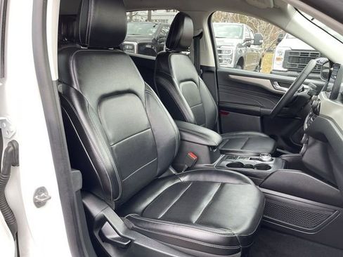 Used 2022 Ford Escape SEL image 22