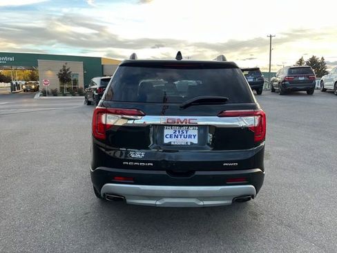 Used 2023 GMC Acadia SLT image 10