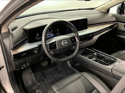 Used 2025 Nissan Murano SL AWD/4WD image 16