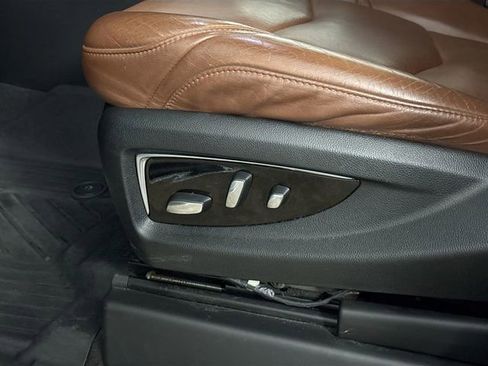 Used 2020 Cadillac Escalade Luxury image 26