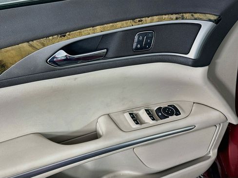 Used 2016 Lincoln MKZ FWD image 15