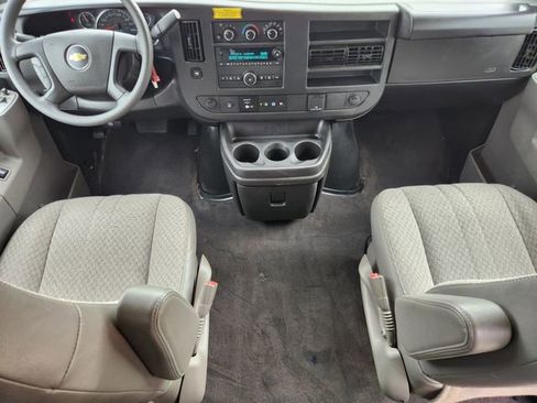 Used 2025 Chevrolet Express 3500 LS RWD image 28