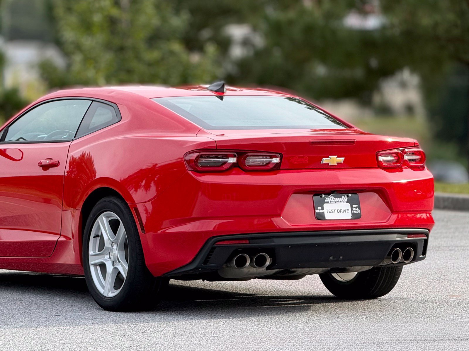 Used 2020 Chevrolet Camaro LT w/ Technology Package RWD image 44