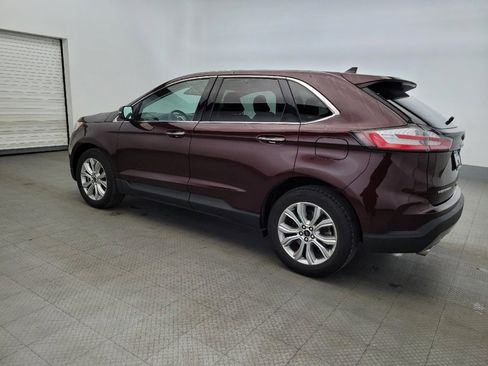 Used 2024 Ford Edge Titanium image 3