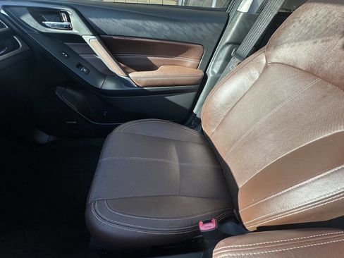 Used 2017 Subaru Forester 2.5i Touring image 10