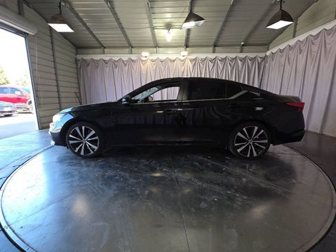 Used 2019 Nissan Altima 2.5 SR w/ SR Premium Package FWD image 6