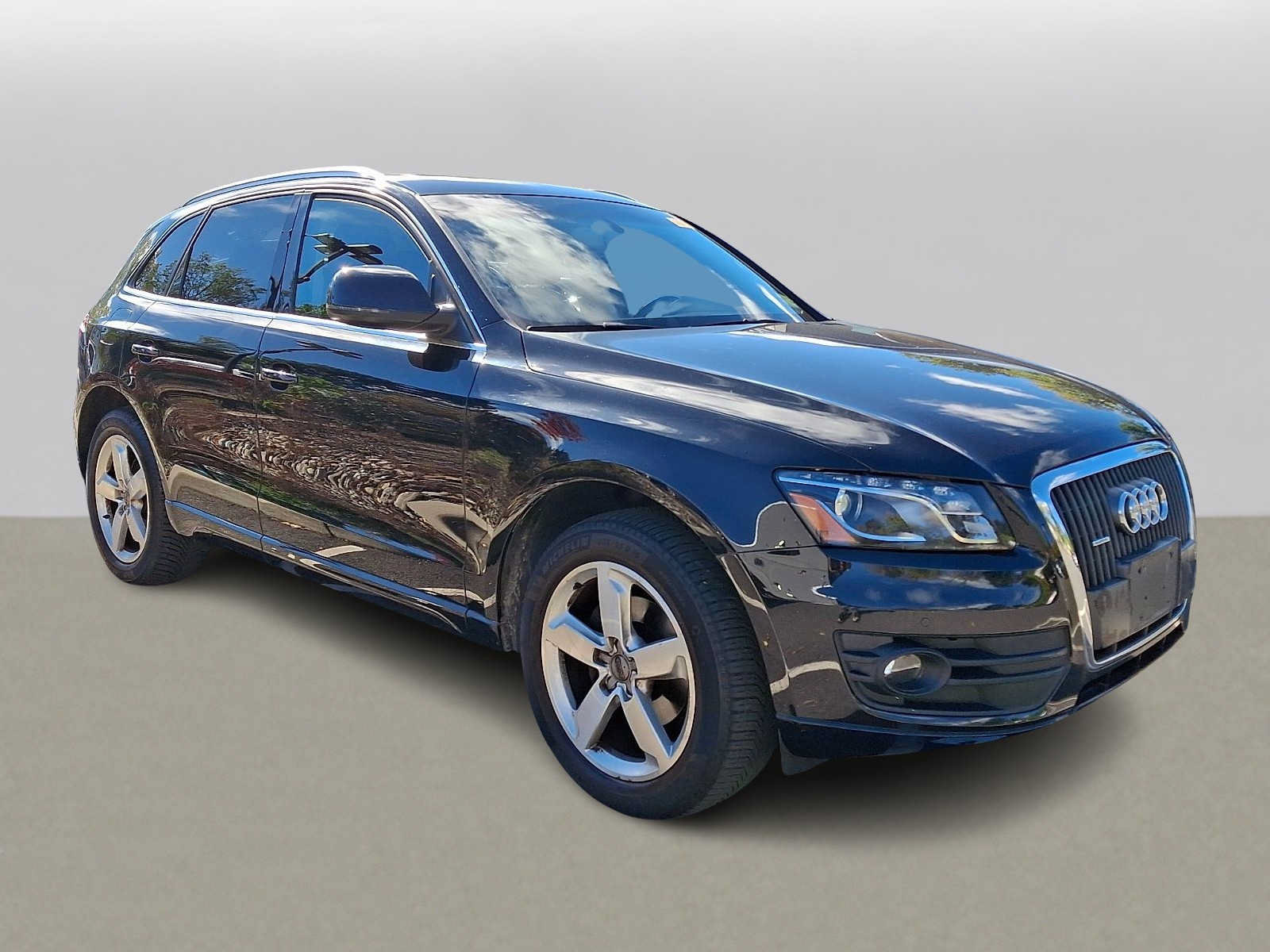 Used 2012 Audi Q5 2.0T Premium Plus AWD/4WD image 2