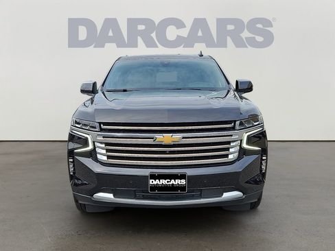 Used 2022 Chevrolet Tahoe High Country w/ Premium Package image 2