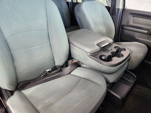 Used 2017 RAM 2500 Tradesman w/ Chrome Appearance Group image 10