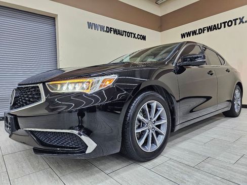 Used 2018 Acura TLX w/ Technology Package FWD image 2