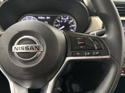 Used 2021 Nissan Versa SV image 17