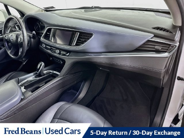 Used 2018 Buick Enclave Essence FWD image 37