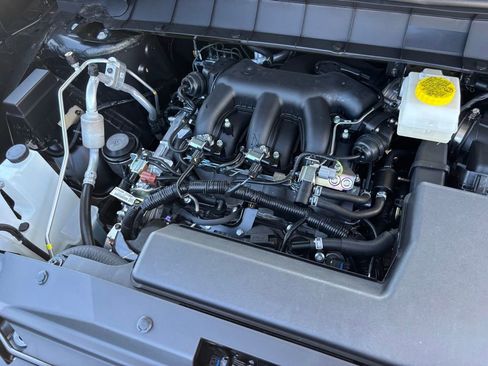 New 2025 Nissan Pathfinder Platinum w/ Cargo Package image 28