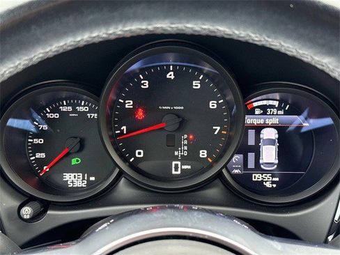 Used 2017 Porsche Macan image 27