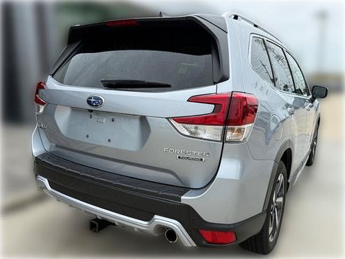 Used 2024 Subaru Forester Touring w/ POP Package 3 AWD/4WD image 9
