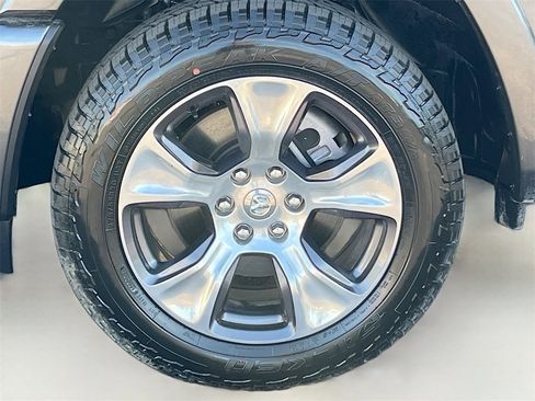 Used 2025 RAM 1500 Big Horn image 31