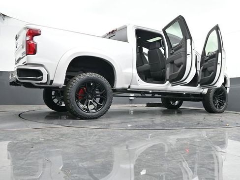 New 2025 Chevrolet Silverado 1500 High Country w/ Technology Package AWD/4WD image 76