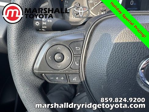 Used 2022 Toyota Corolla LE image 15