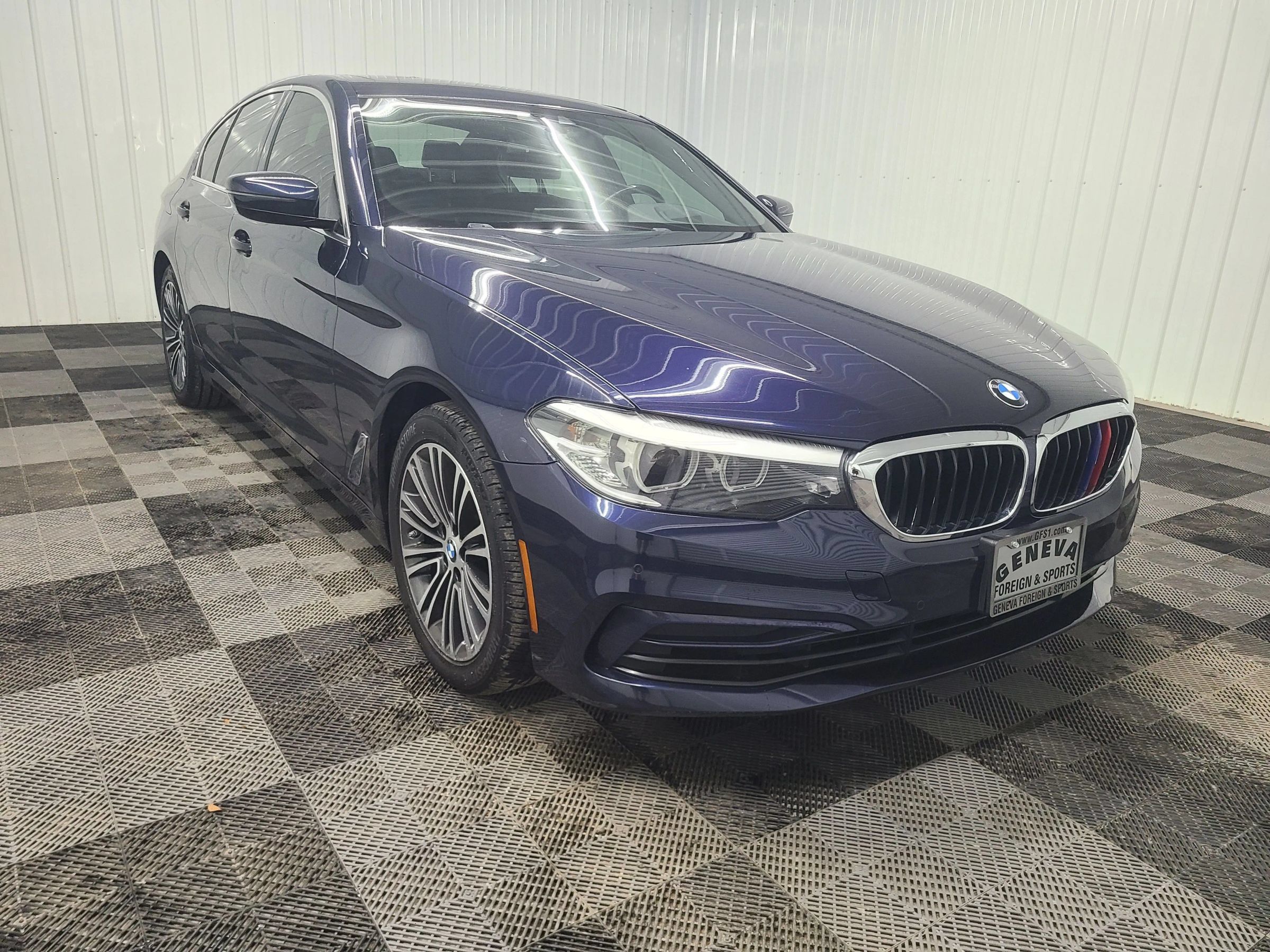 Used 2019 BMW 540i xDrive w/ Convenience Package AWD/4WD image 14