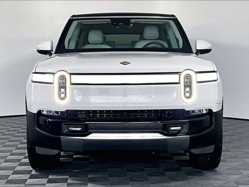 Used 2023 Rivian R1S Adventure AWD/4WD image 3
