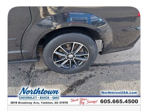 Used 2015 Dodge Grand Caravan SE w/ Quick Order Package 29E SE image 9