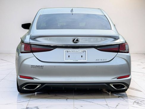 Used 2022 Lexus ES 350 F Sport w/ Accessory Package 2 FWD image 3