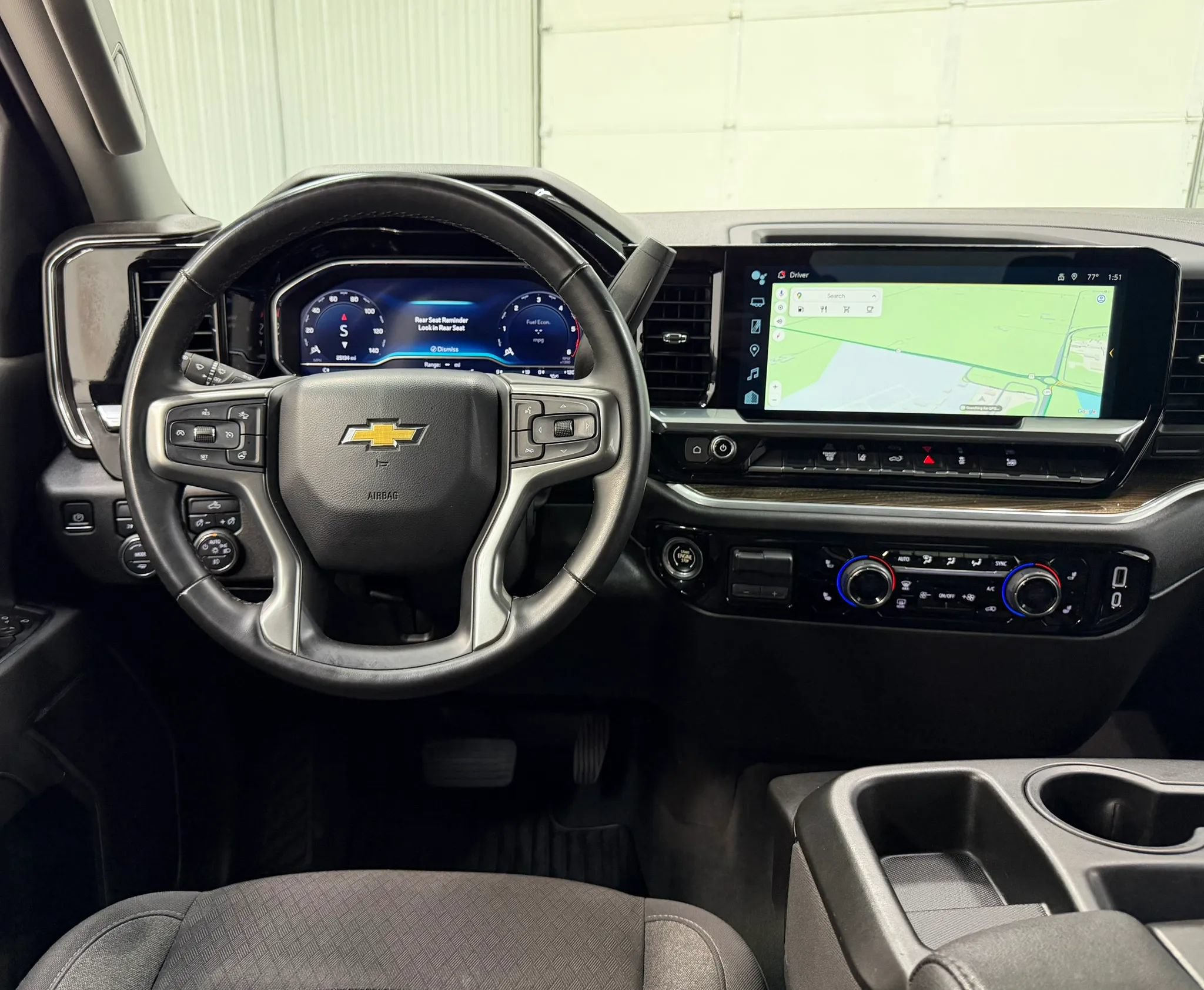Used 2025 Chevrolet Silverado 2500 LT w/ Convenience Package AWD/4WD image 19