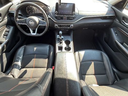 Used 2022 Nissan Altima 2.5 SR FWD image 29