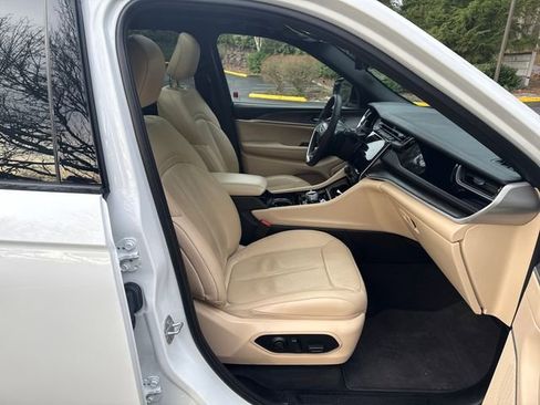 Used 2023 Jeep Grand Cherokee 4xe w/ Luxury Tech Group II image 10