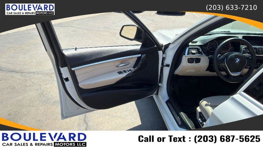 Used 2017 BMW 330i xDrive Sedan AWD/4WD image 26