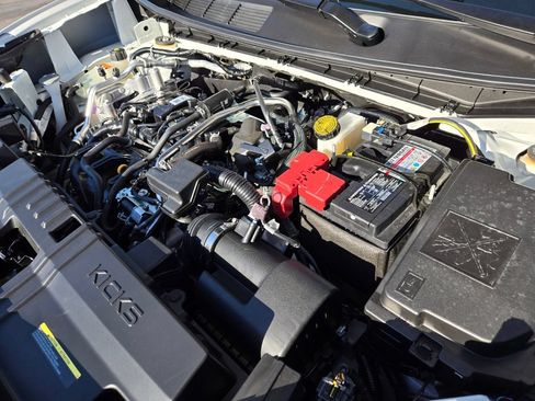 Certified 2025 Nissan Kicks SV FWD image 20