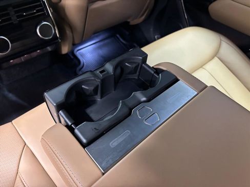 Used 2023 Land Rover Range Rover Sport SE image 26