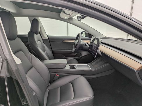 Used 2023 Tesla Model 3 Standard Range image 21