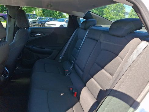 Used 2024 Chevrolet Malibu LT FWD image 20