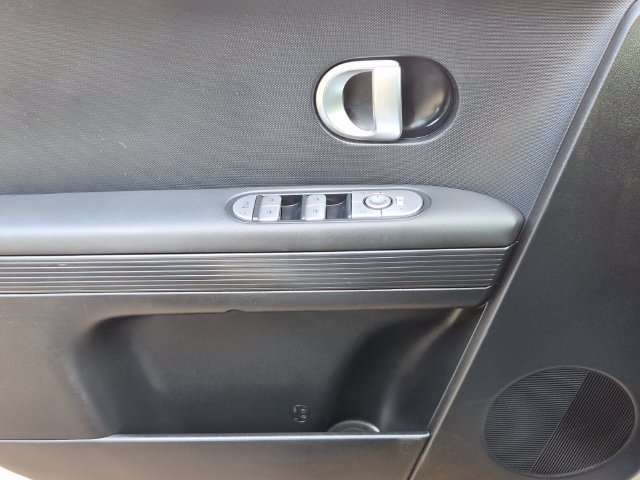Used 2024 Hyundai Ioniq 5 SEL RWD image 41