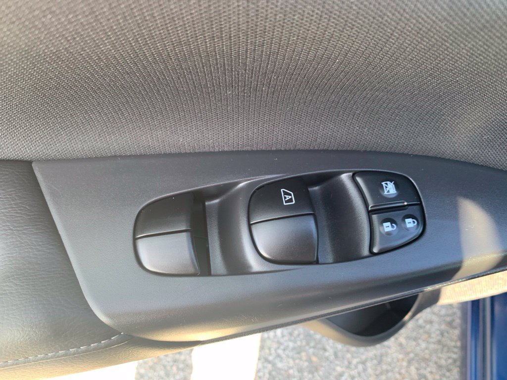 Used 2017 Nissan Sentra S FWD image 14