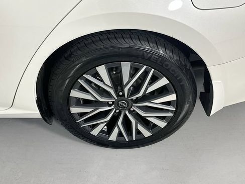 Used 2024 Nissan Altima 2.5 SV FWD image 29