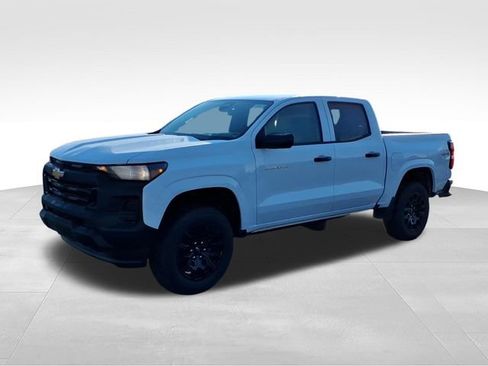 New 2026 Chevrolet Colorado W/T w/ WT Custom Package AWD/4WD image 4