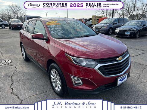Used 2018 Chevrolet Equinox LT image 1