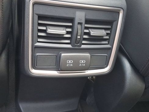 Used 2019 Subaru Forester Limited AWD/4WD image 11