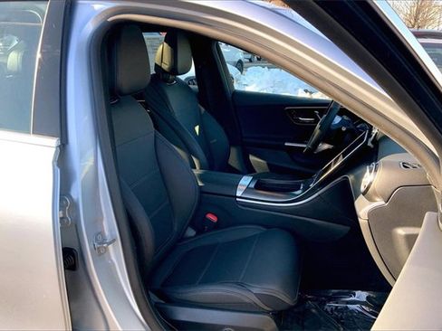 Used 2025 Mercedes-Benz C 300 4MATIC Sedan image 7