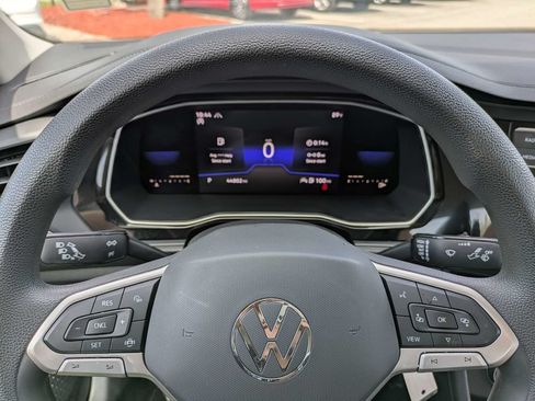 Certified 2022 Volkswagen Jetta S FWD image 36
