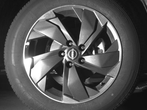 Used 2025 Nissan Rogue SV image 13