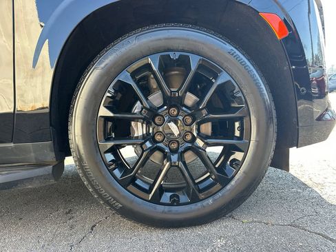 Used 2024 Cadillac Escalade Sport w/ Touring Package image 12