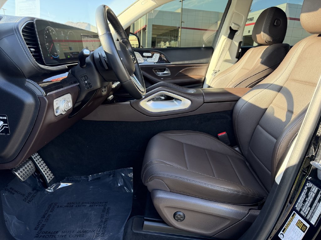 Used 2022 Mercedes-Benz GLS 450 4MATIC image 6
